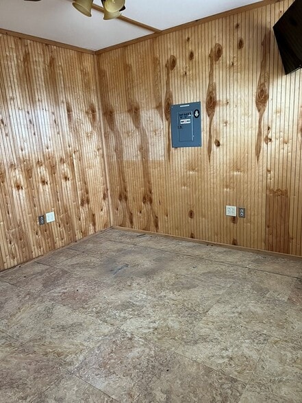 More Photos Of 1301 Baze Way, Snyder Land For Sale