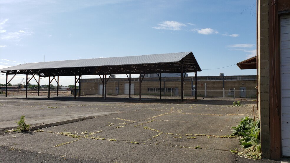 More Photos Of 1223 N 6th Ave, Yakima Manufacturing For Lease