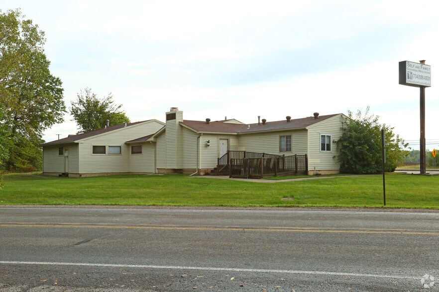 More Photos Of 7521 N Telegraph Rd, Newport Medical For Lease