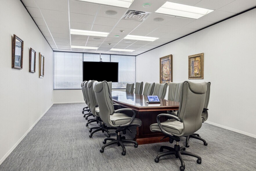 More Photos Of 11000 Richmond Ave, Houston Office For Lease