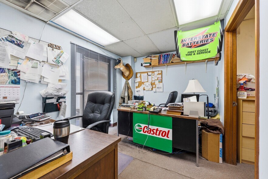 More Photos Of 2350 N Ponce De Leon Blvd, Saint Augustine Service Station For Sale