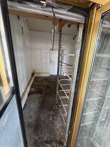 More Photos Of 6014 Kimberly Blvd, North Lauderdale Convenience Store For Sale