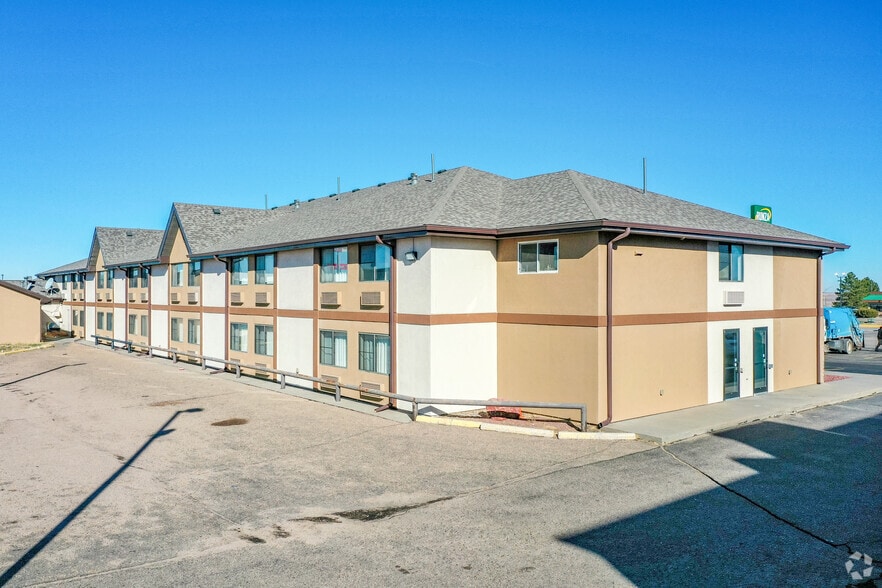 More Photos Of 3042 Silverberg Dr, Sidney Hotel For Sale