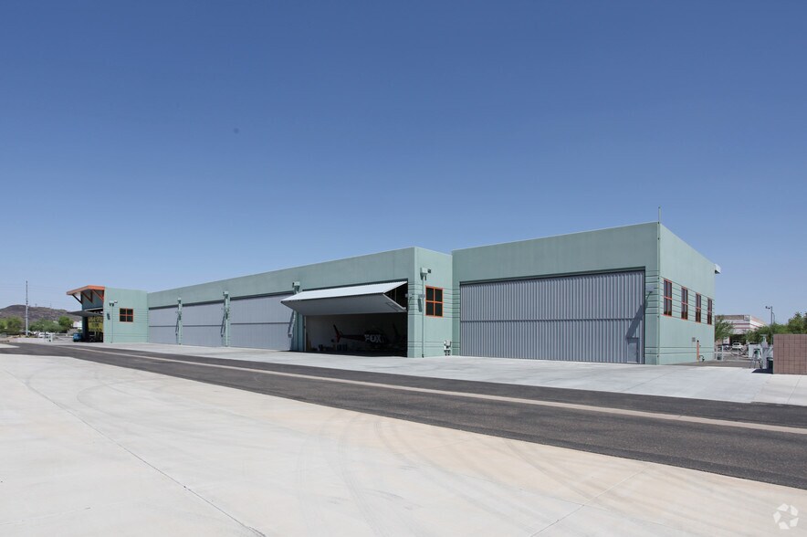 More Photos Of 1825 W Knudsen Dr, Phoenix Airplane Hangar For Sale