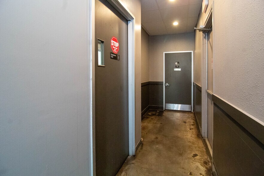More Photos Of 5908 Orange Blossom Trl, Orlando Fast Food For Sale