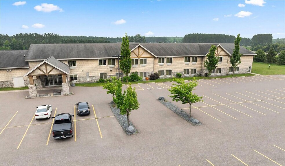 More Photos Of 1738 Comfort Dr, Tomahawk Hotel For Sale