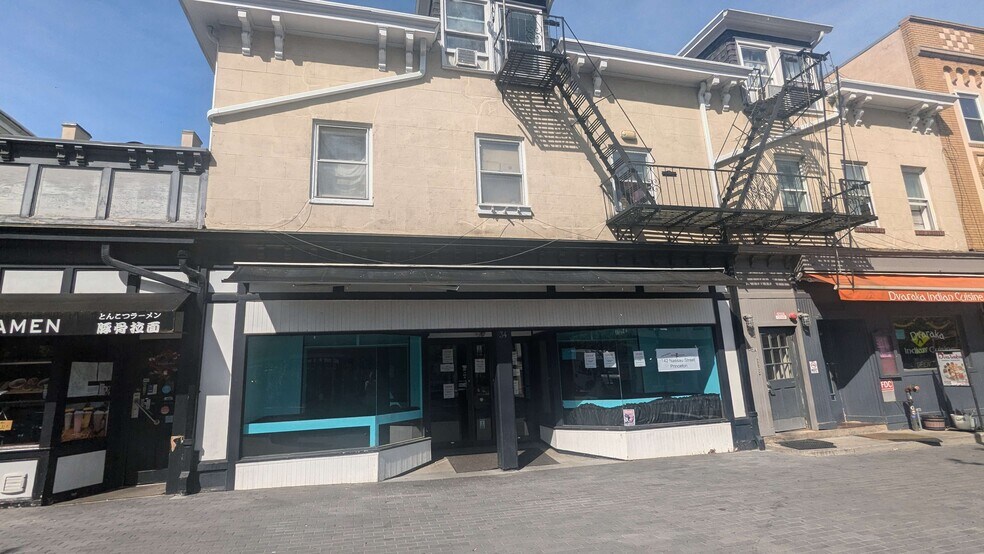 More Photos Of 32 Witherspoon St, Princeton Restaurant For Lease