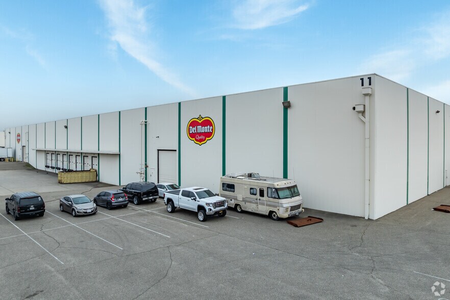 Primary Photo Of 3924 Finch Rd, Modesto Warehouse For Lease