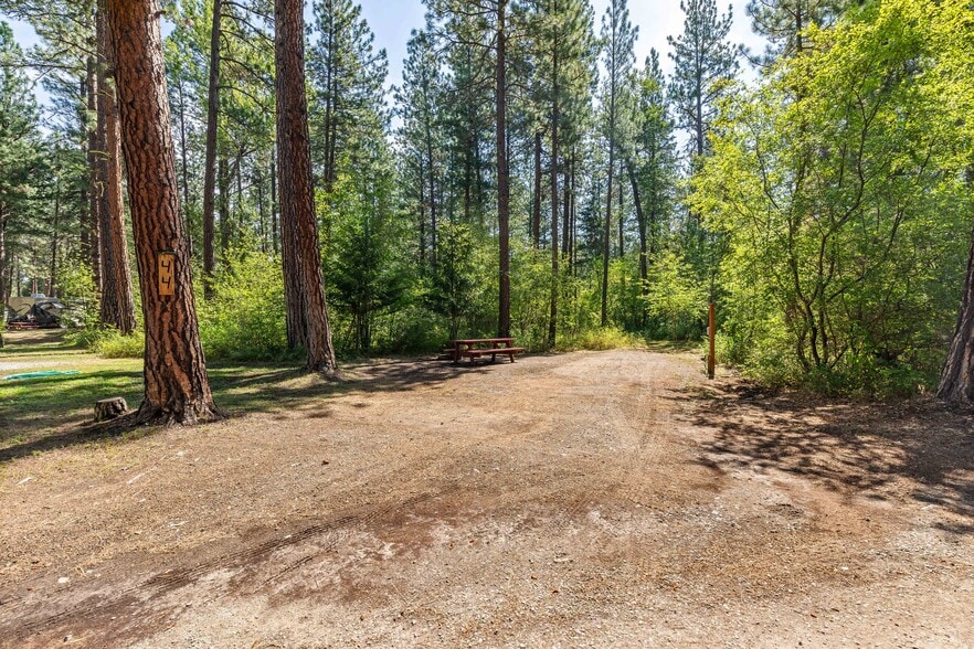 More Photos Of 9955 US Highway 12, Lolo Specialty For Sale