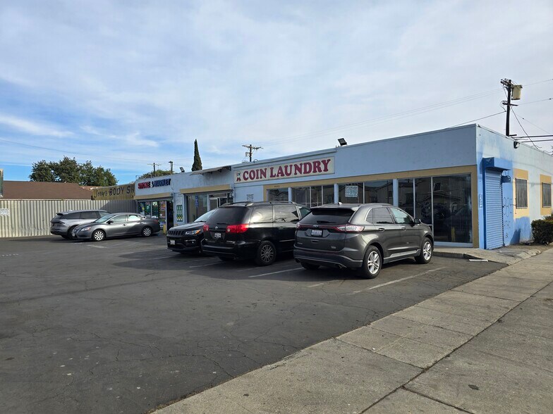 Primary Photo Of 9018-9022 Avalon Blvd, Los Angeles Storefront Retail Office For Sale