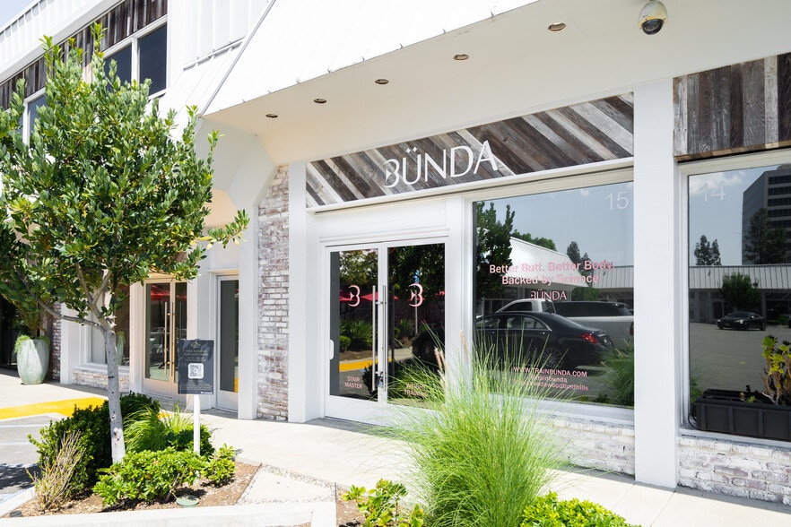 More Photos Of 20929 Ventura Blvd, Woodland Hills Unknown For Lease