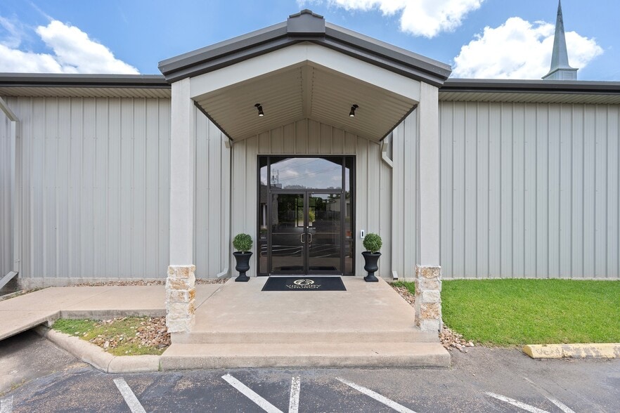 More Photos Of 13107 State Highway 30, College Station Religious Facility For Sale
