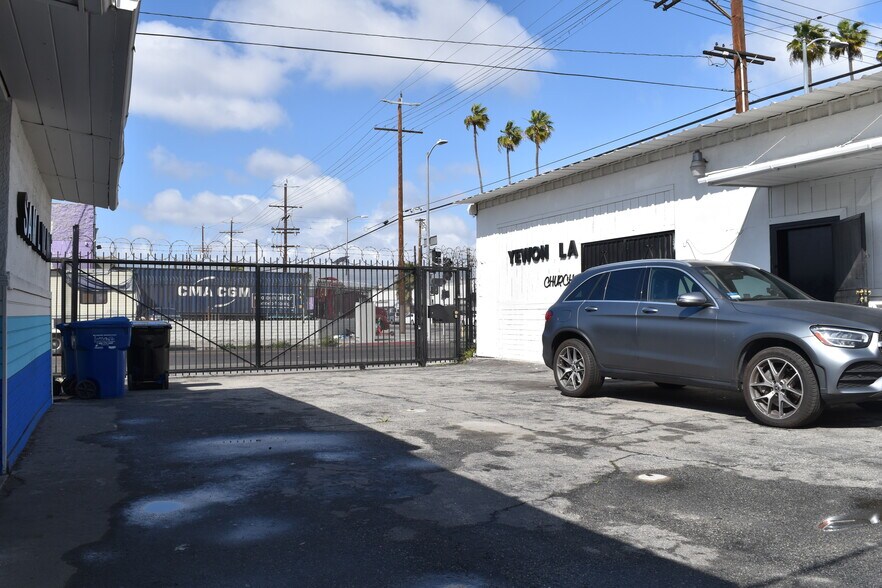 More Photos Of 3408 Trinity St, Los Angeles Warehouse For Lease