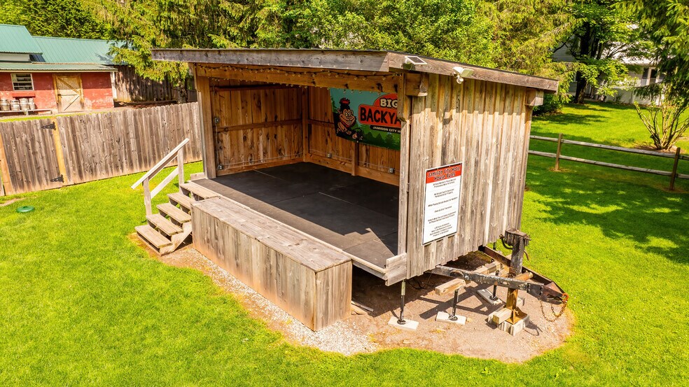 More Photos Of 184 Jamison City Rd, Benton Restaurant For Sale