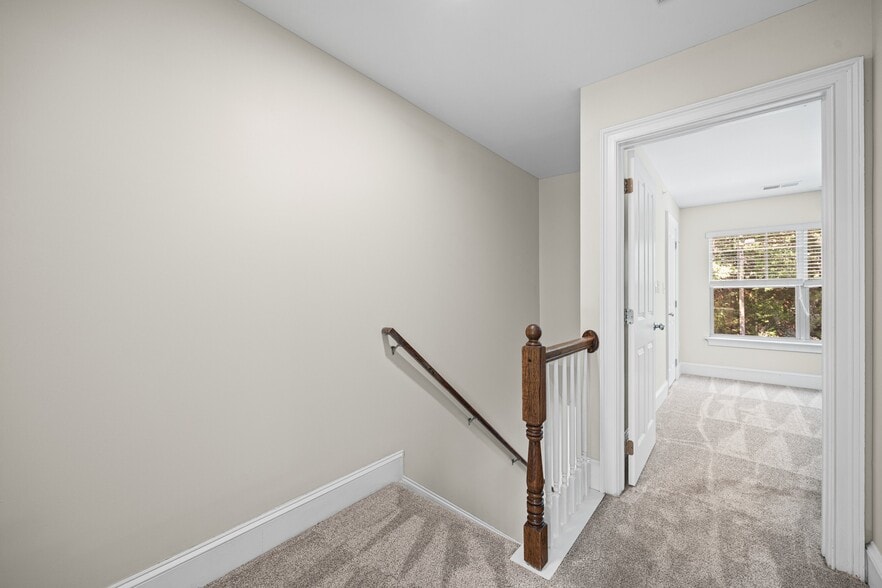 More Photos Of 5306-5320 Park Rd, Charlotte Apartments For Sale