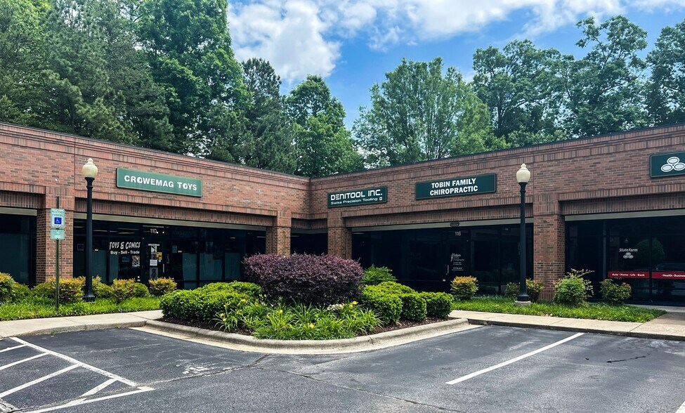 More Photos Of 3721 Lynn Rd, Raleigh Unknown For Lease