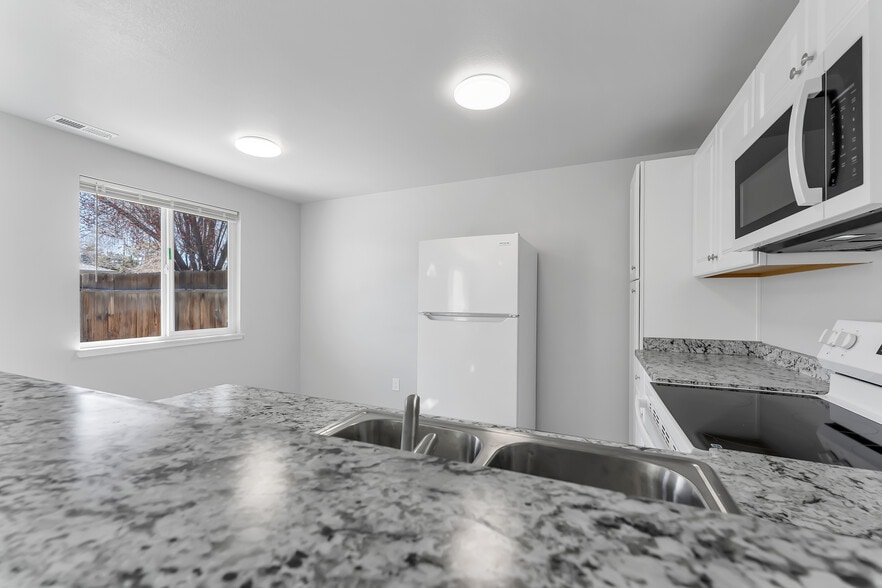 More Photos Of 1517 N Edmonds Dr, Carson City Multifamily For Sale