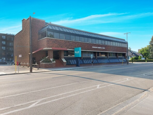 More Photos Of 4705 48 Ave, Red Deer Medical For Lease