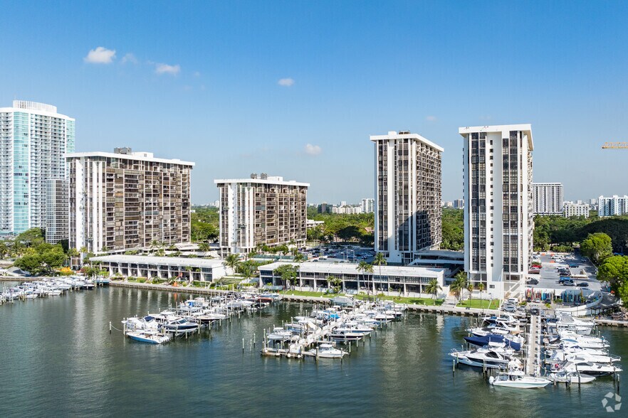 Primary Photo Of 1901-1925 Brickell Ave, Miami Apartments For Sale