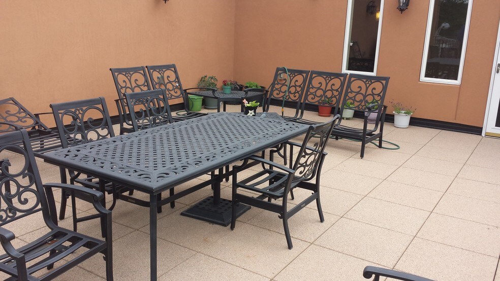 More Photos Of 435 Main St, Darlington Apartments For Sale