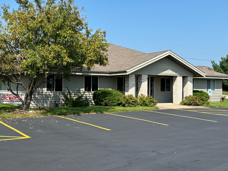 Primary Photo Of 1216 Mark Ave, Tomah Office For Lease