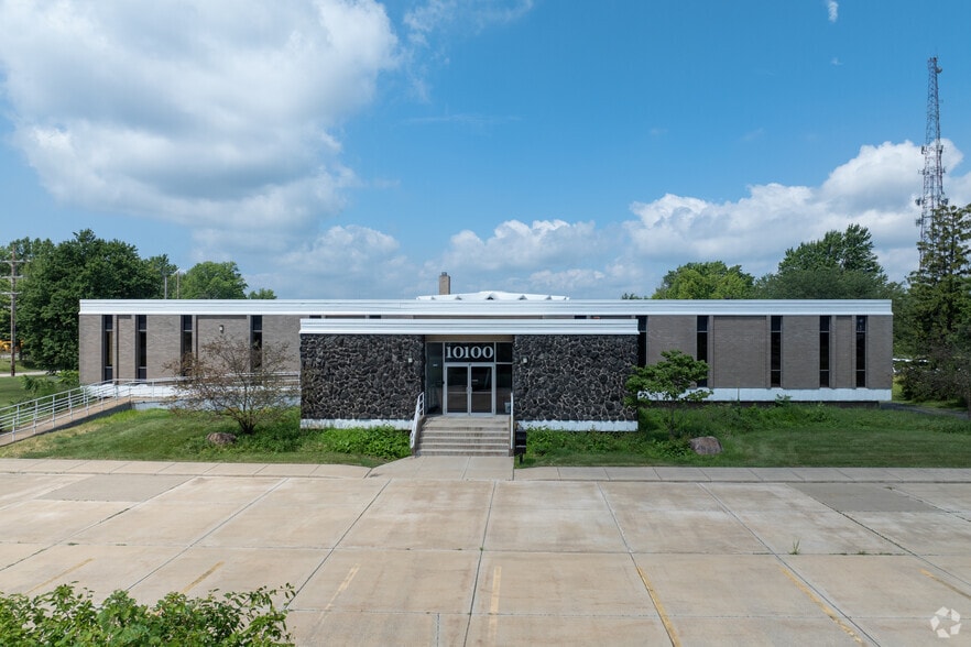 More Photos Of 10100 Brecksville Rd, Brecksville Office For Lease