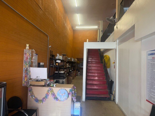 More Photos Of 23 Heffernan Ave, Calexico General Retail For Sale