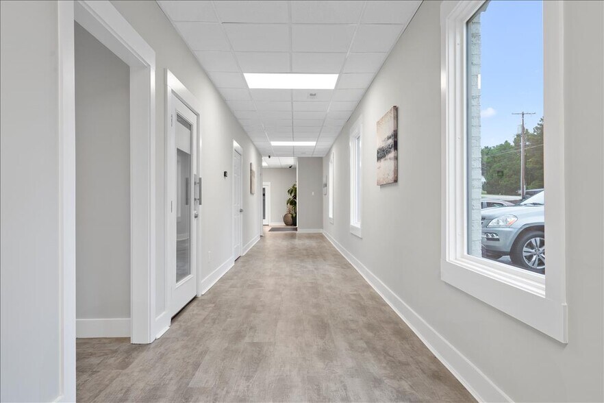 More Photos Of 1121 Old Concord Rd, Salisbury Office For Sale