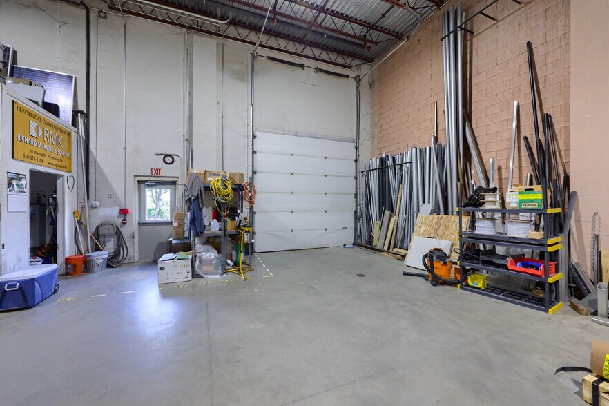 More Photos Of 625 Spring St, Wyomissing Office For Sale