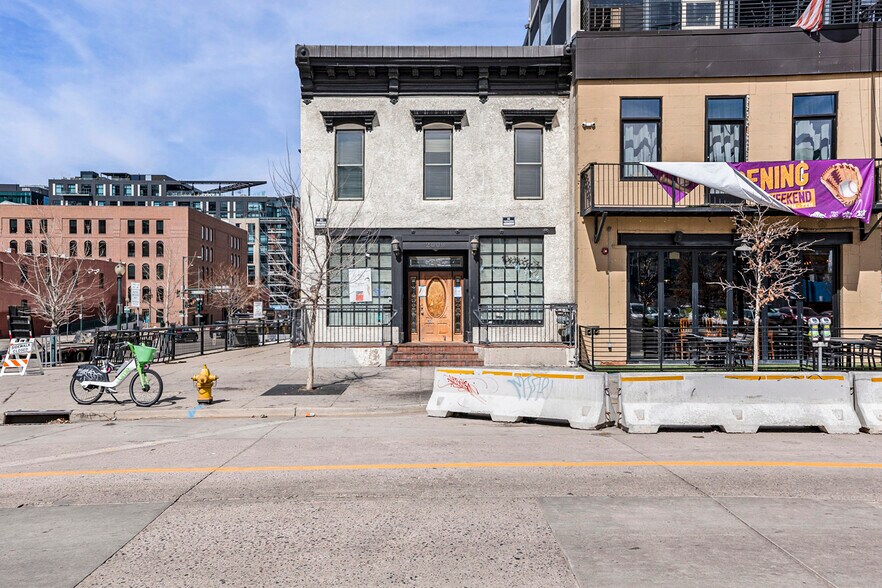 More Photos Of 2009 Market St, Denver Office For Sale