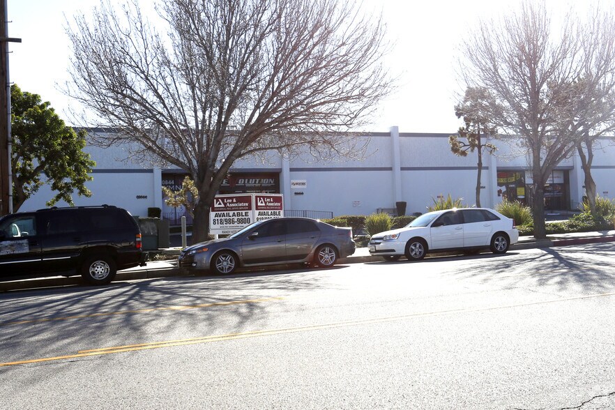 More Photos Of 20844-20860 Plummer St, Chatsworth Manufacturing For Lease