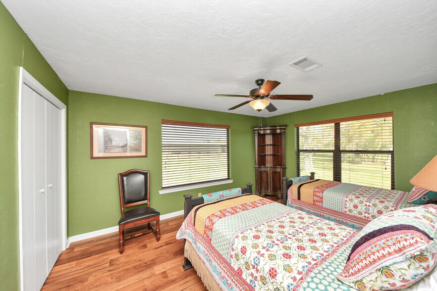 More Photos Of 16076 Highway 105, Cleveland Land For Sale