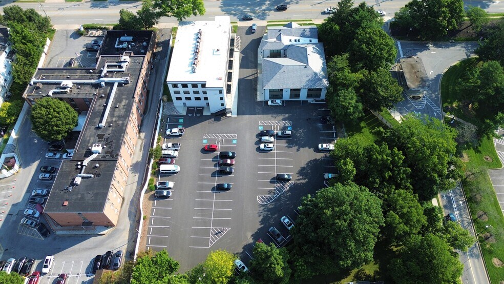 More Photos Of 515 E Joppa Rd, Towson Unknown For Lease