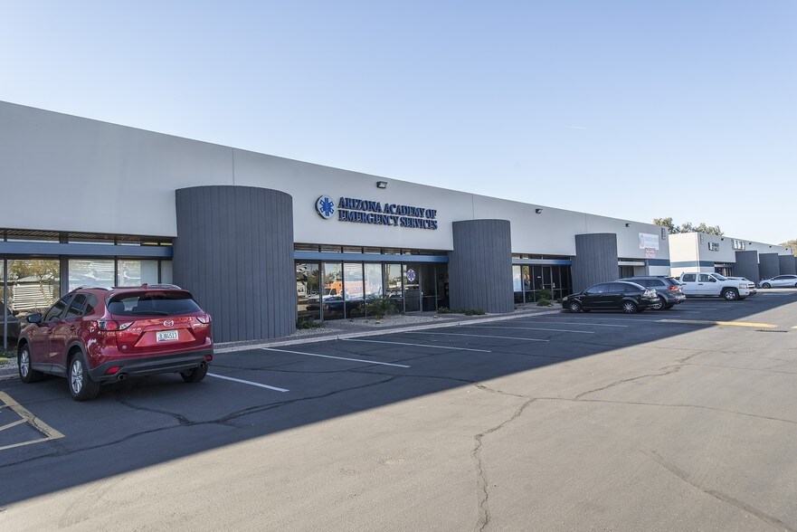 More Photos Of 1833 W Main St, Mesa Office For Lease