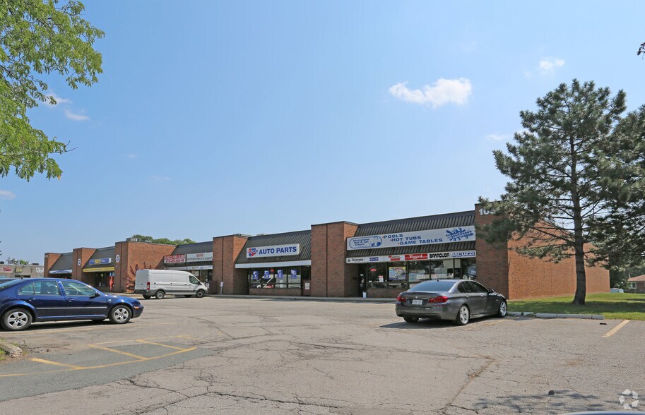 Primary Photo Of 1030-1050 Speers Rd, Oakville Warehouse For Lease