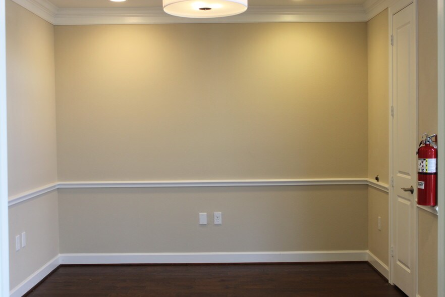 More Photos Of 440 Cobia Dr, Katy Medical For Lease