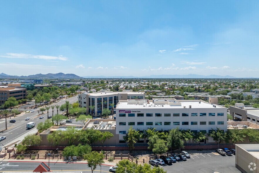 More Photos Of 19646 N 27th Ave, Phoenix Medical For Lease