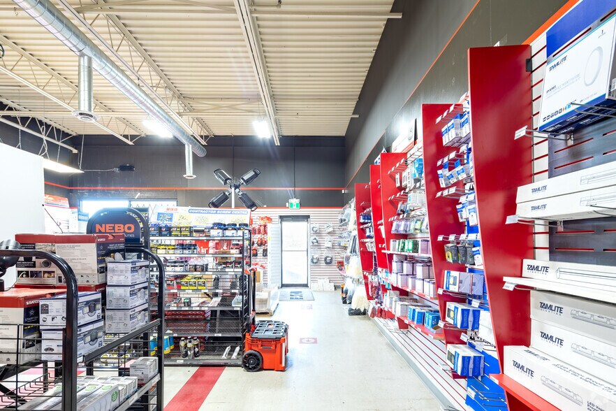 More Photos Of 75 City View Dr, Toronto Industrial For Sale