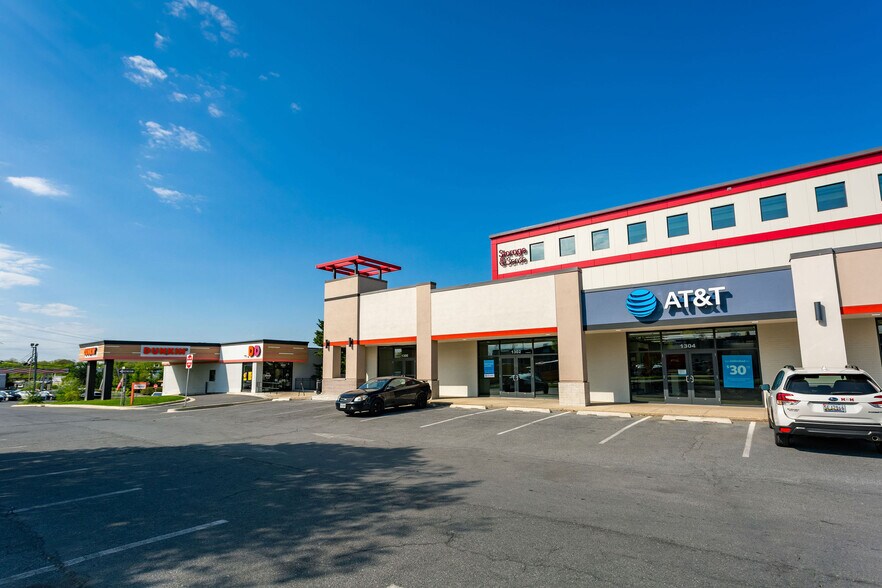 More Photos Of 1300-1338 E Gude Dr, Rockville Unknown For Lease