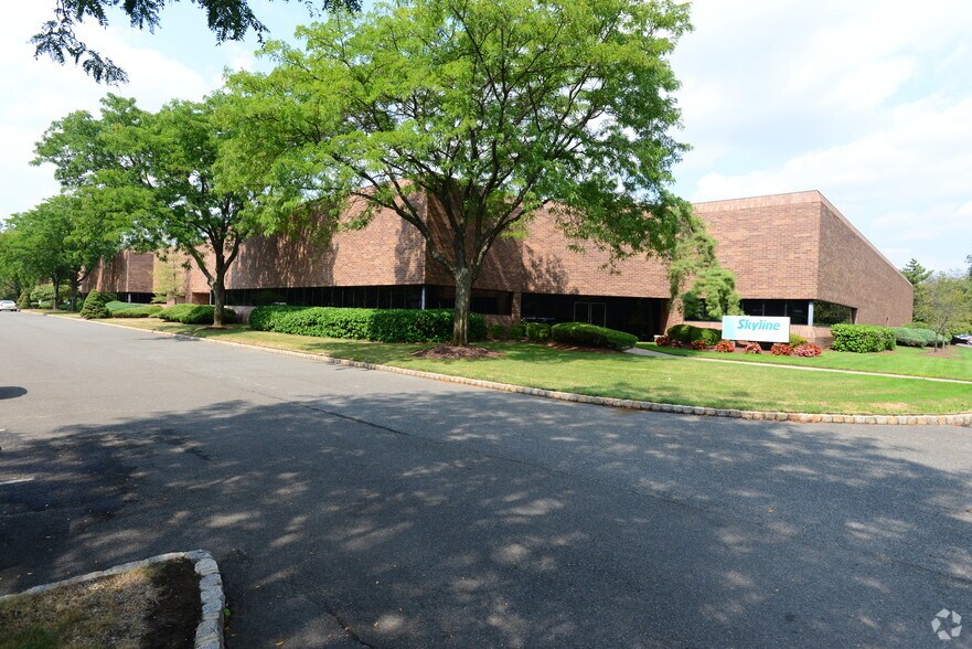 More Photos Of 10A Bloomfield Ave, Pine Brook Light Distribution For Lease