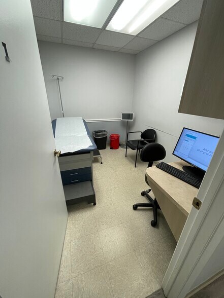 More Photos Of 1040 Weston Rd, Weston Loft Creative Space For Lease