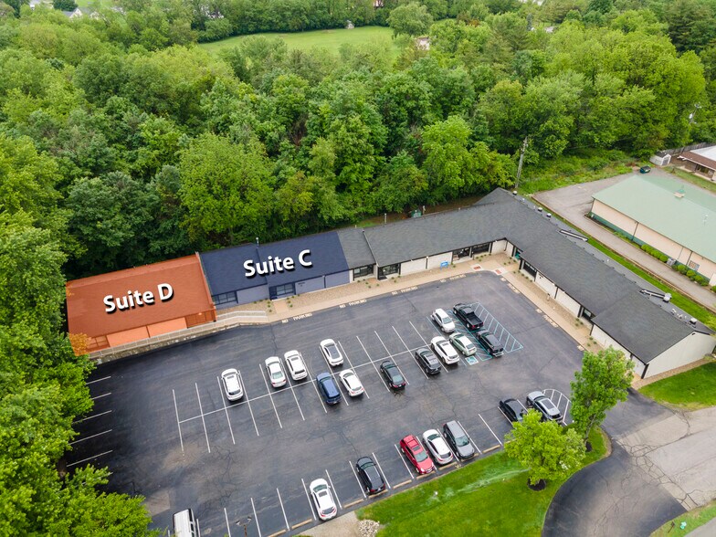More Photos Of 3834 S Emerson Ave, Indianapolis Office For Lease