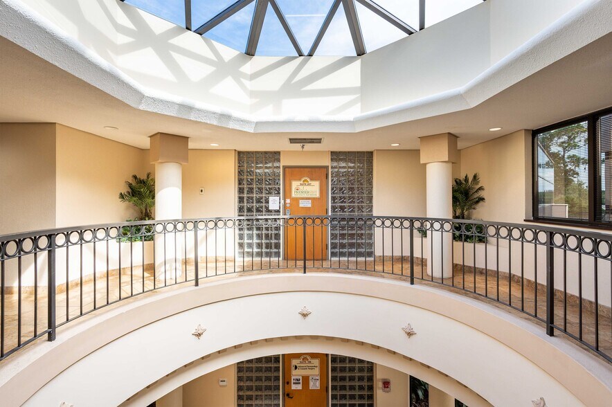 More Photos Of 6719 Gall Blvd, Zephyrhills Medical For Sale