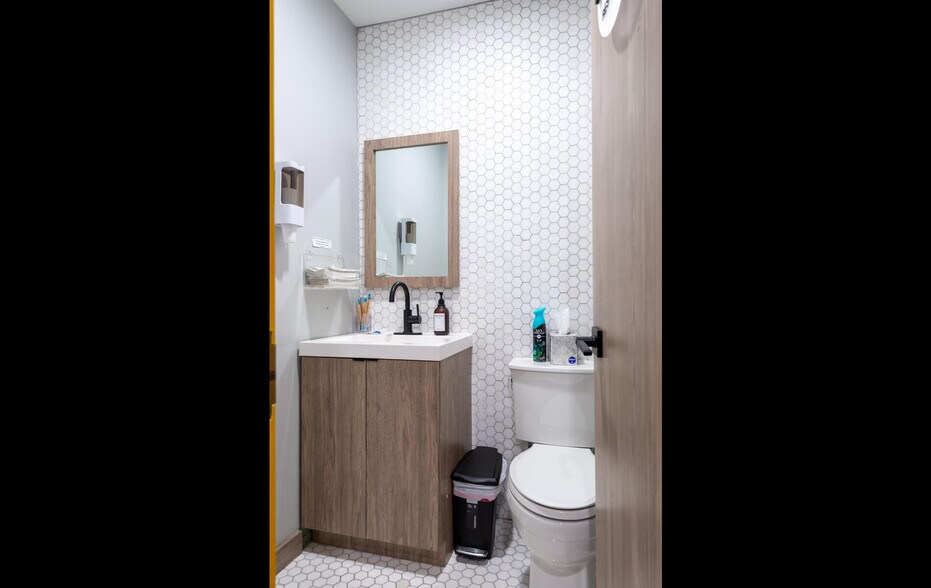 More Photos Of 3 School St, Glen Cove Medical For Sale