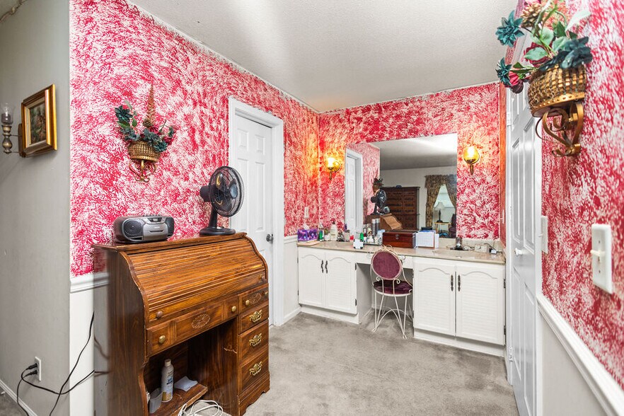 More Photos Of 950 Totten Rd, Gibsonville Freestanding For Sale