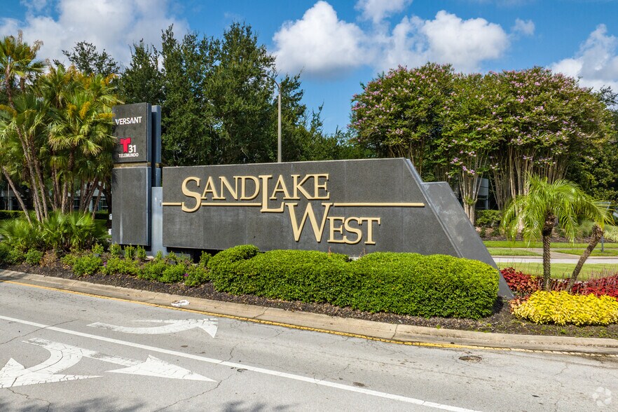 More Photos Of 7300-7356 Greenbriar Pky, Orlando Unknown For Lease