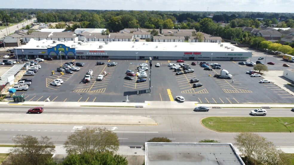 More Photos Of 1801-1823 N Sherwood Forest Dr, Baton Rouge Unknown For Lease