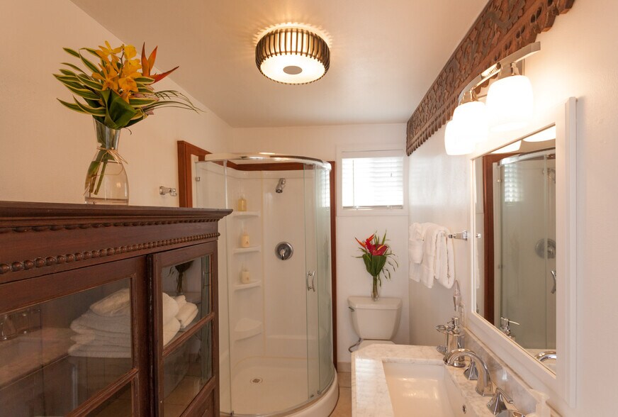 More Photos Of 69 Hana Hwy, Paia Freestanding For Sale