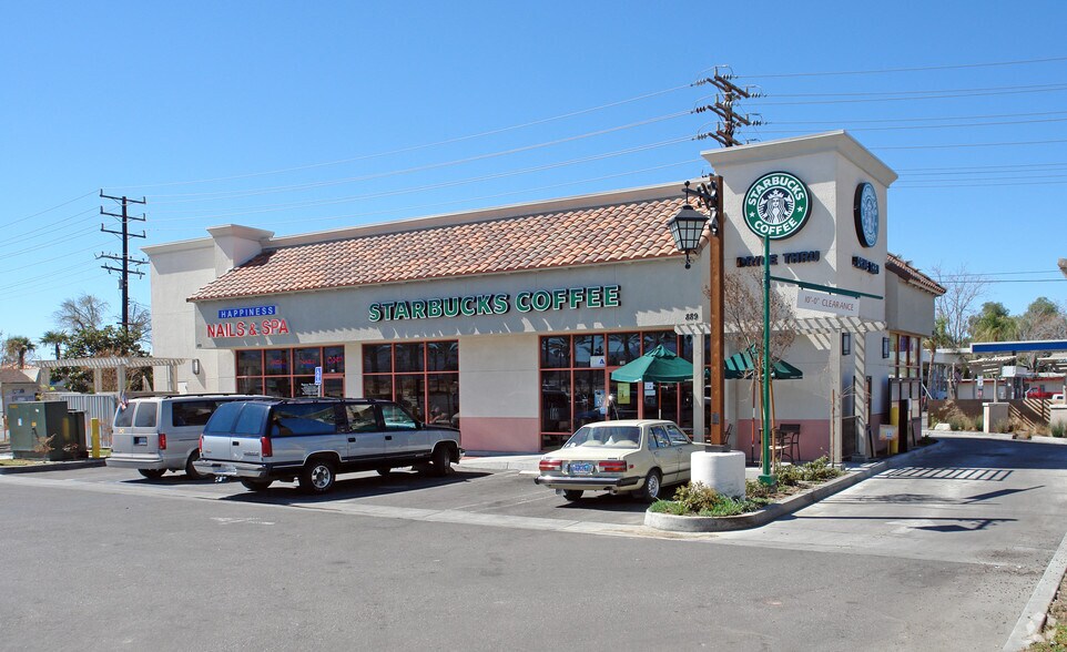 Primary Photo Of 889 W Florida Ave, Hemet Freestanding For Sale