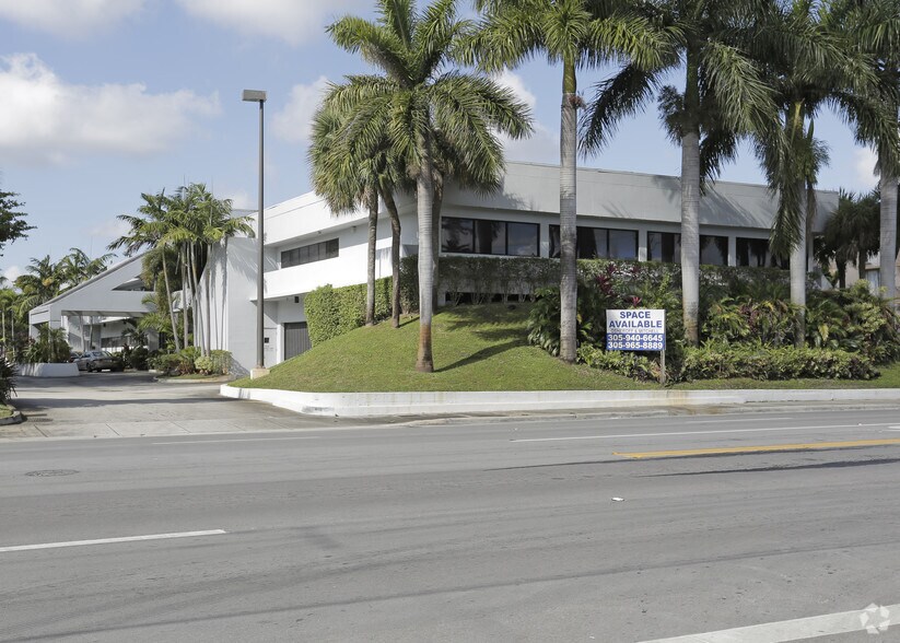 Primary Photo Of 16400 NW 2nd Ave, Miami Medical For Lease